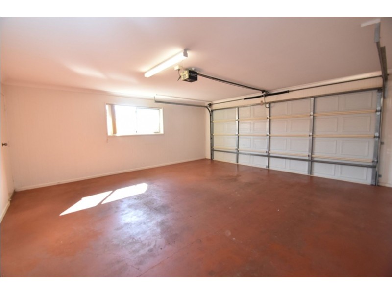10 Goodman Court, Middle Ridge QLD 4350