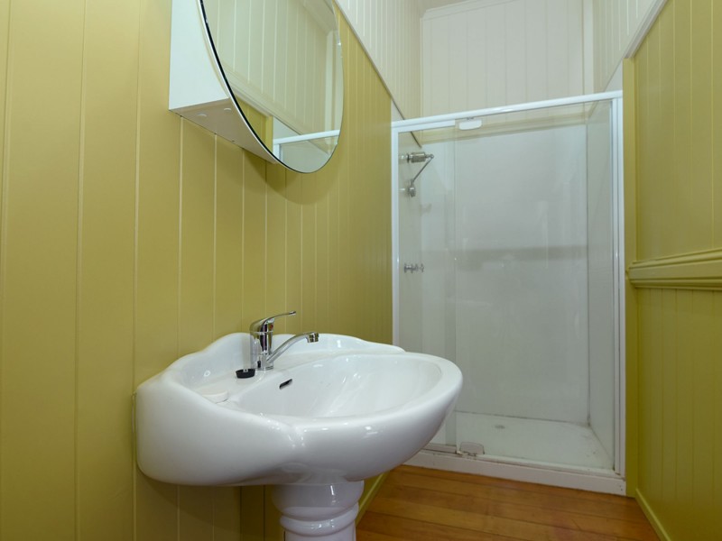 25 Rowland Court, Gowrie Mountain QLD 4350
