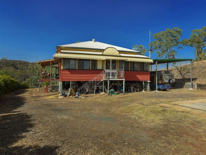 25 Rowland Court, Gowrie Mountain QLD 4350