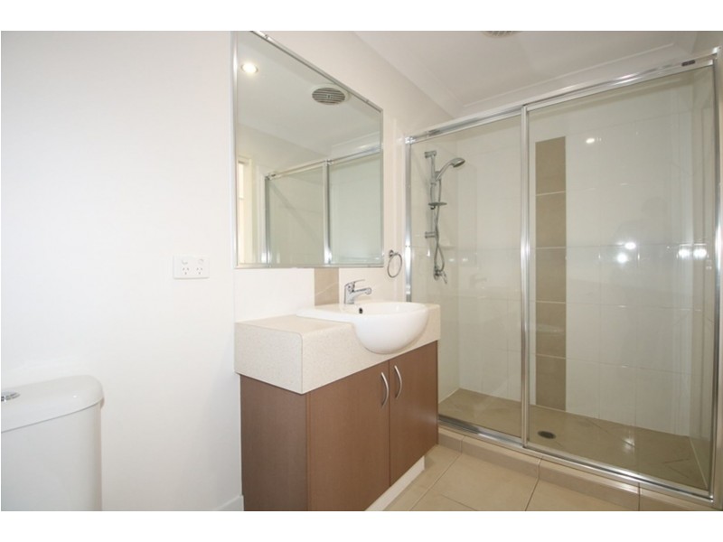 4/44 Gostwyck Street, Newtown QLD 4350