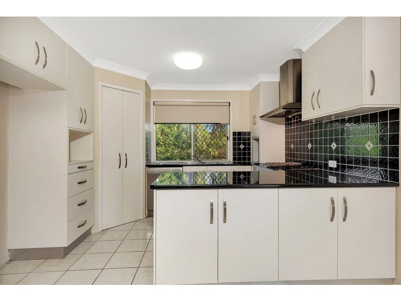 31 Station Street, Wyreema QLD 4352