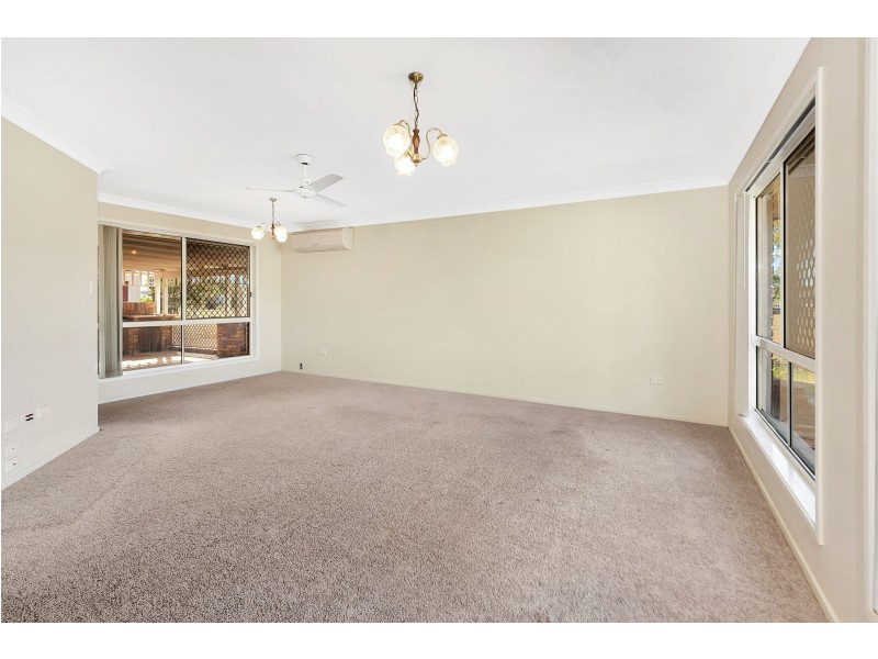 31 Station Street, Wyreema QLD 4352