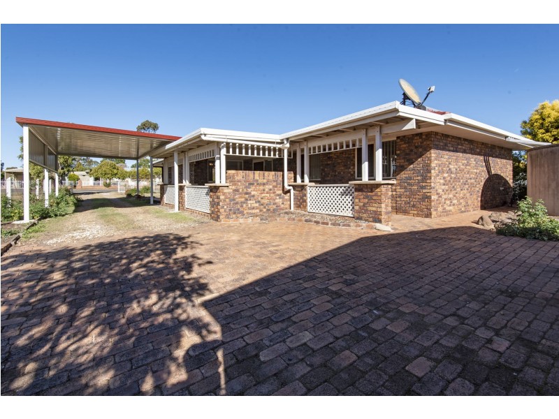 31 Station Street, Wyreema QLD 4352