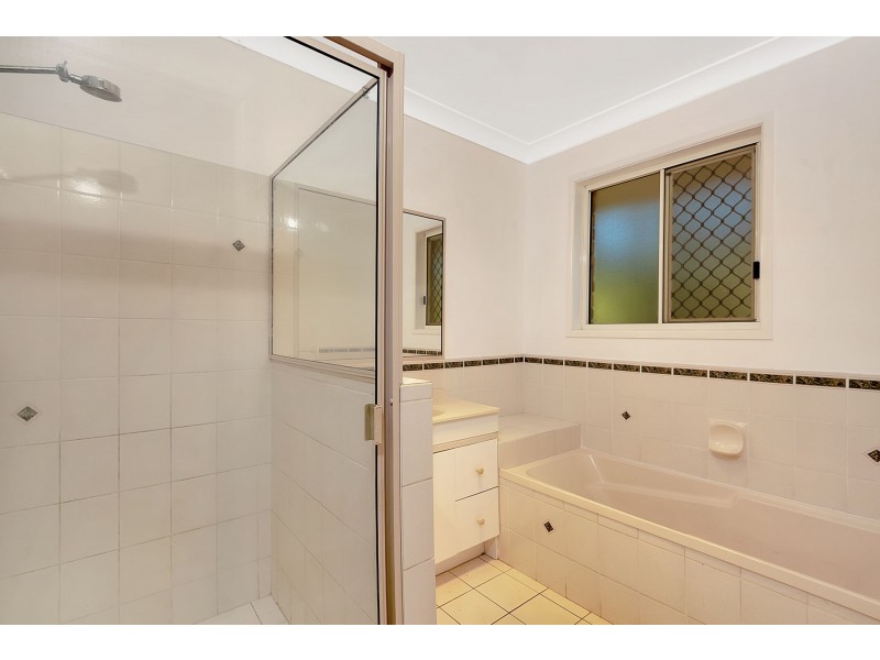 31 Station Street, Wyreema QLD 4352