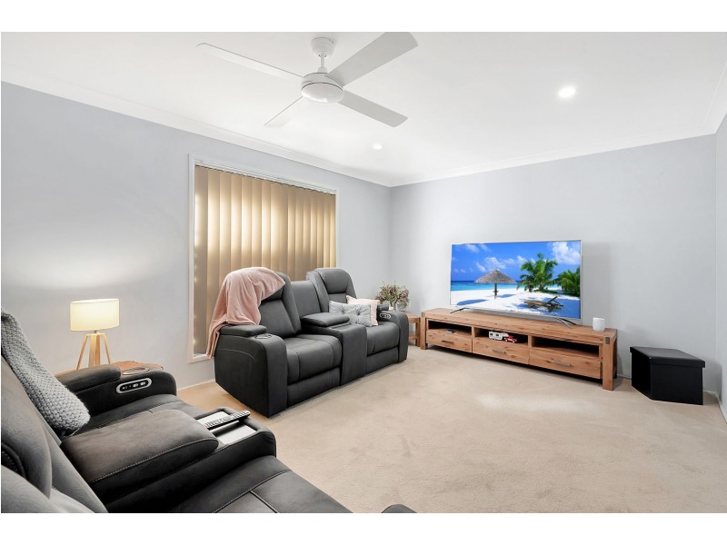 94 Kearney Street, Kearneys Spring QLD 4350