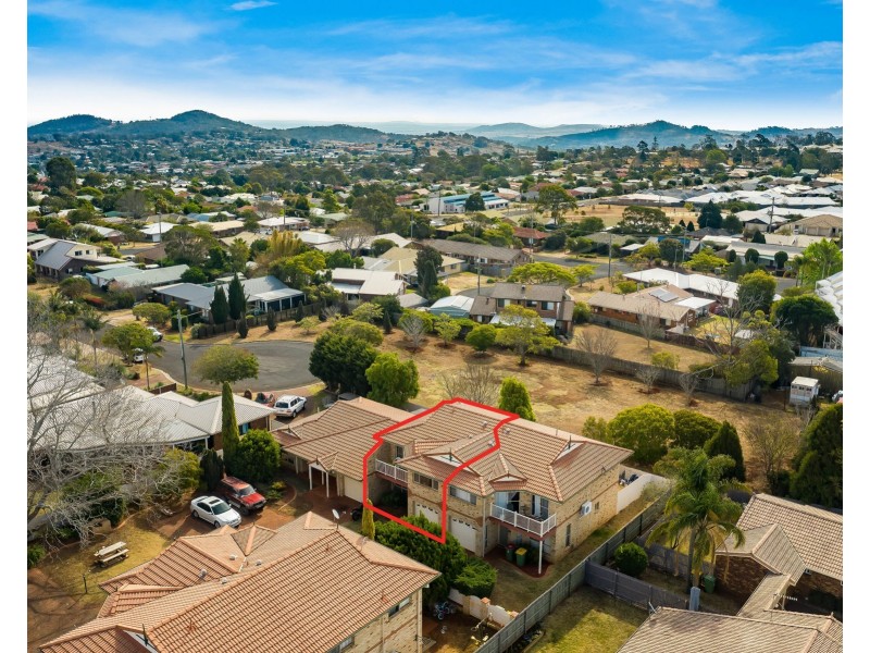 4/23 Platz Street, Darling Heights QLD 4350
