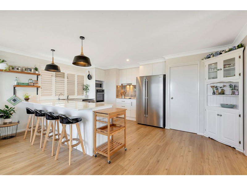 17 Sanctuary Drive, Cranley QLD 4350