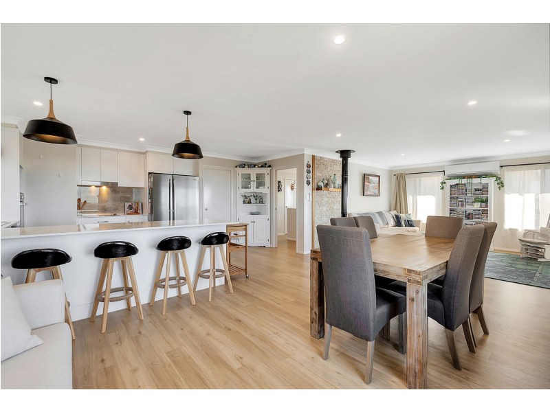 17 Sanctuary Drive, Cranley QLD 4350