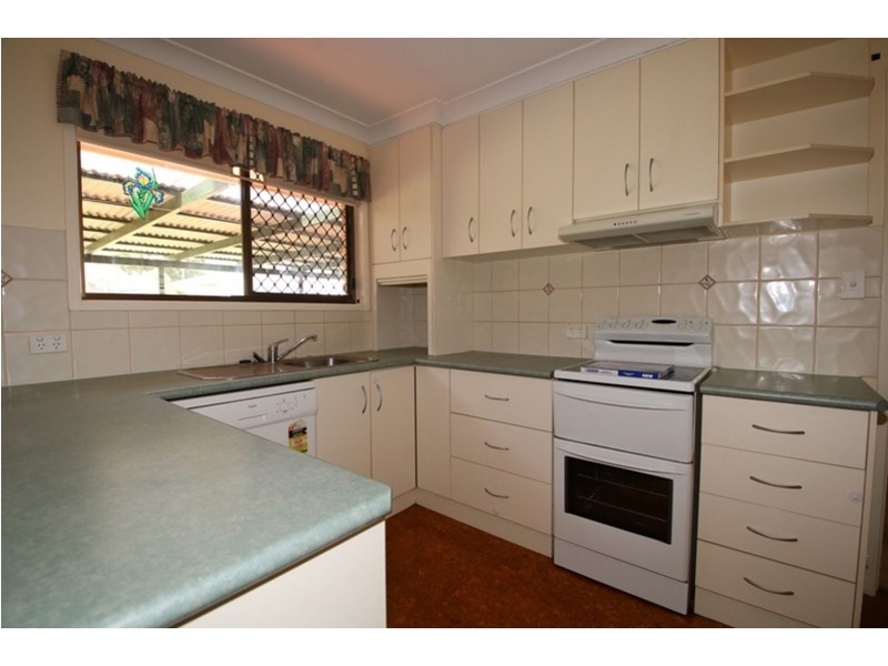 6 Azalea Court, Centenary Heights QLD 4350