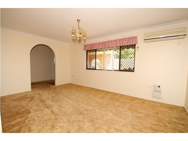 6 Azalea Court, Centenary Heights QLD 4350