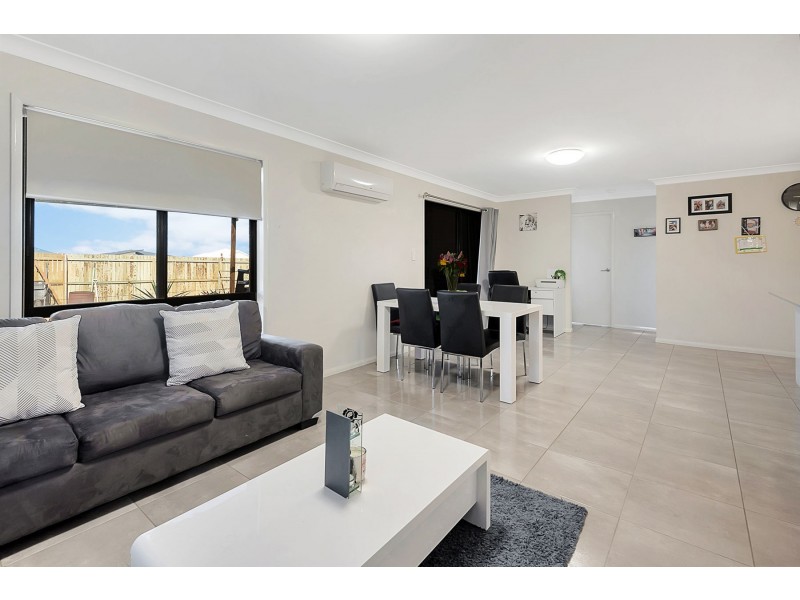 13 Wongalee Place, Cambooya QLD 4358