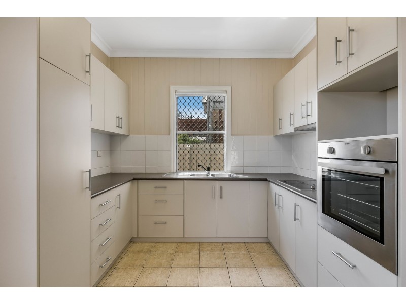 9 Kirk Street, Toowoomba City QLD 4350