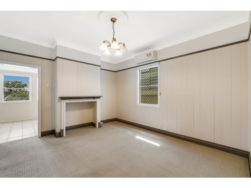 9 Kirk Street, Toowoomba City QLD 4350