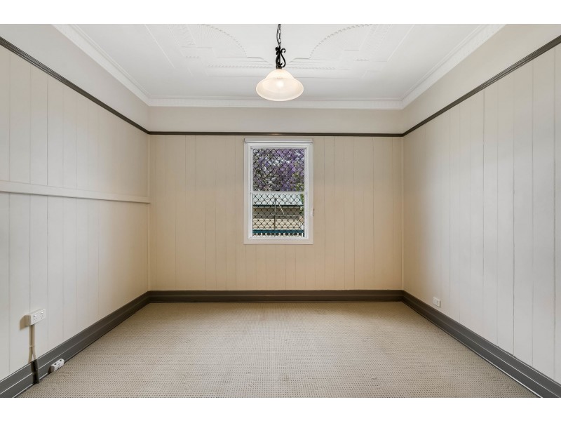 9 Kirk Street, Toowoomba City QLD 4350