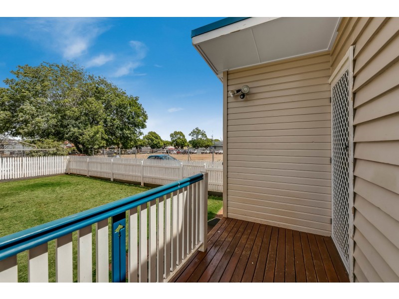 9 Kirk Street, Toowoomba City QLD 4350