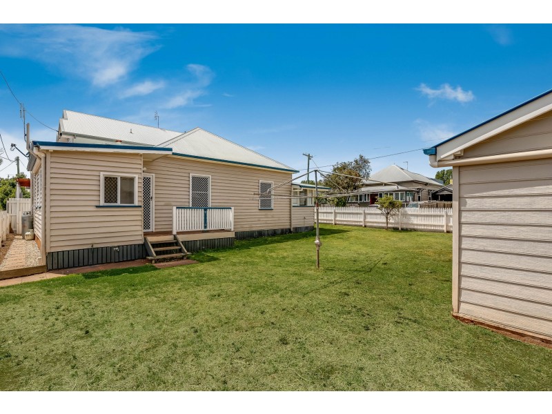 9 Kirk Street, Toowoomba City QLD 4350