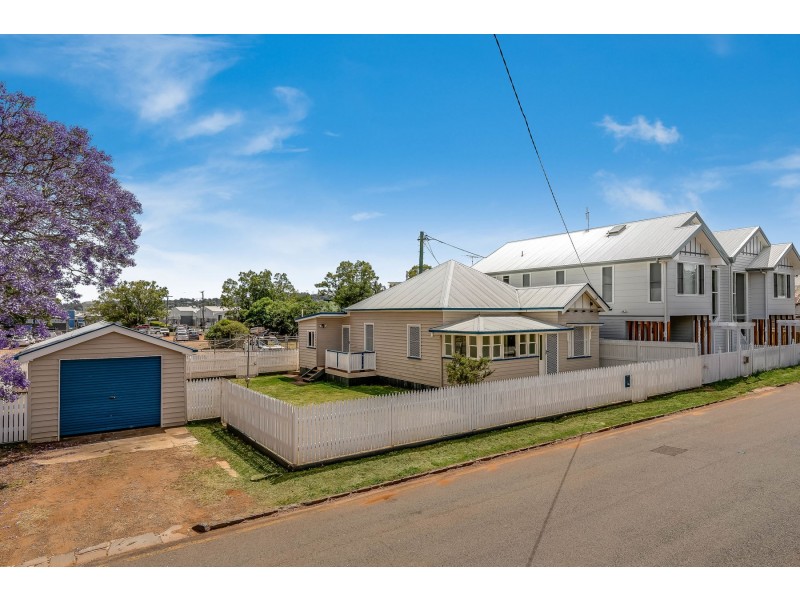 9 Kirk Street, Toowoomba City QLD 4350