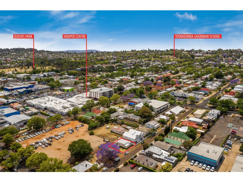9 Kirk Street, Toowoomba City QLD 4350