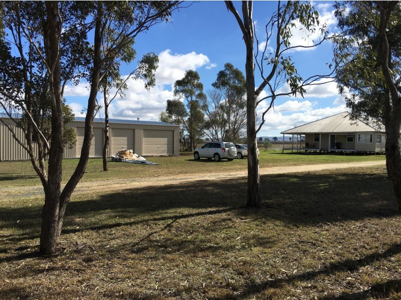 22 William Street, Clifton QLD 4361