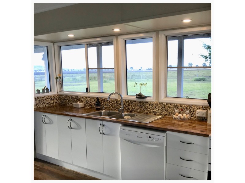 22 William Street, Clifton QLD 4361