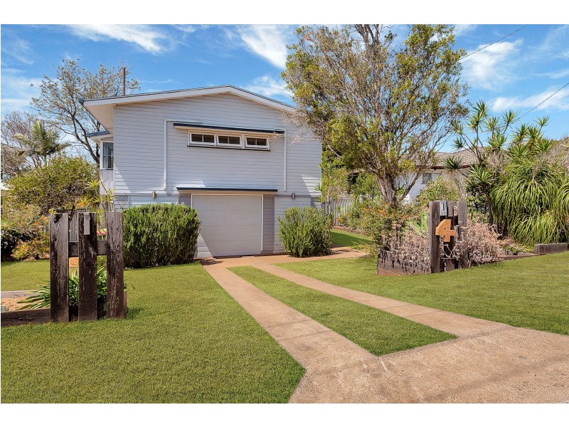 4 Corser Street, Centenary Heights QLD 4350