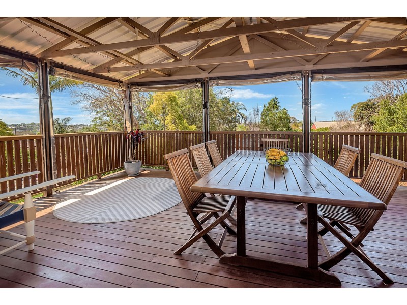 4 Corser Street, Centenary Heights QLD 4350