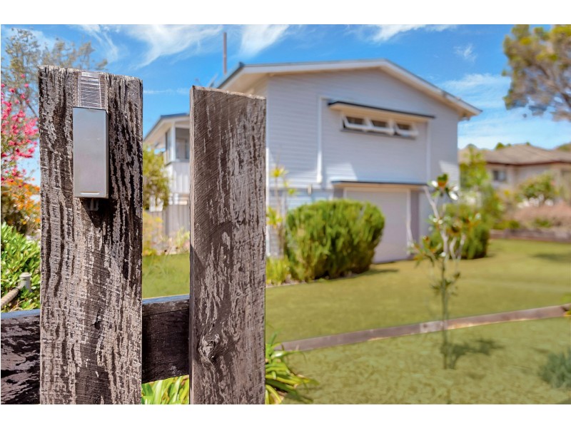 4 Corser Street, Centenary Heights QLD 4350