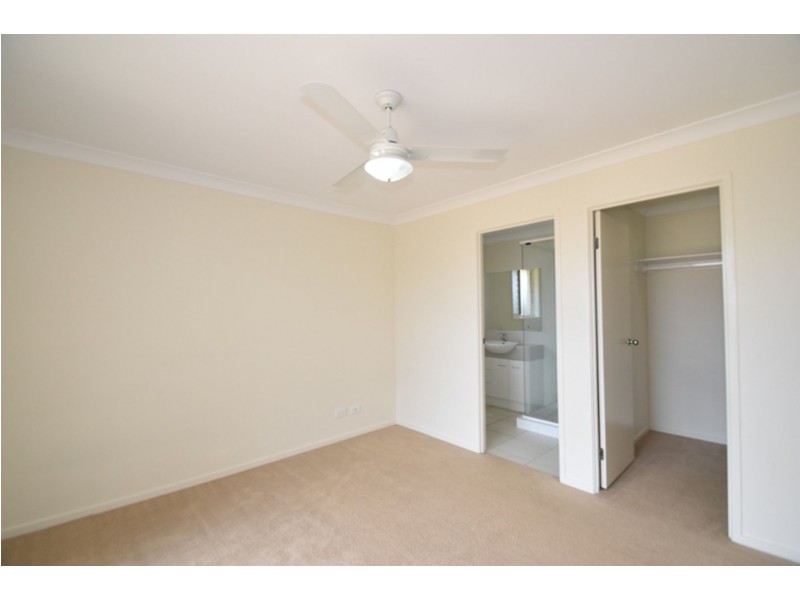 3 Sweeney Street, Kearneys Spring QLD 4350