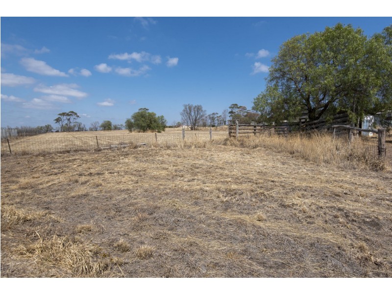 819 Toowoomba Cecil Plains Road, Wellcamp QLD 4350