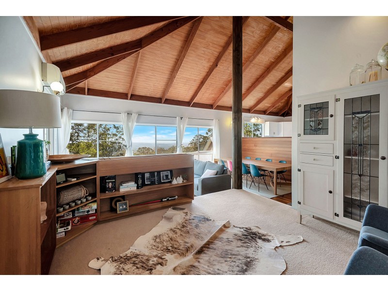 17 Harvey Street, Mount Lofty QLD 4350