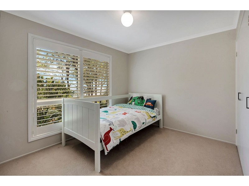 17 Harvey Street, Mount Lofty QLD 4350