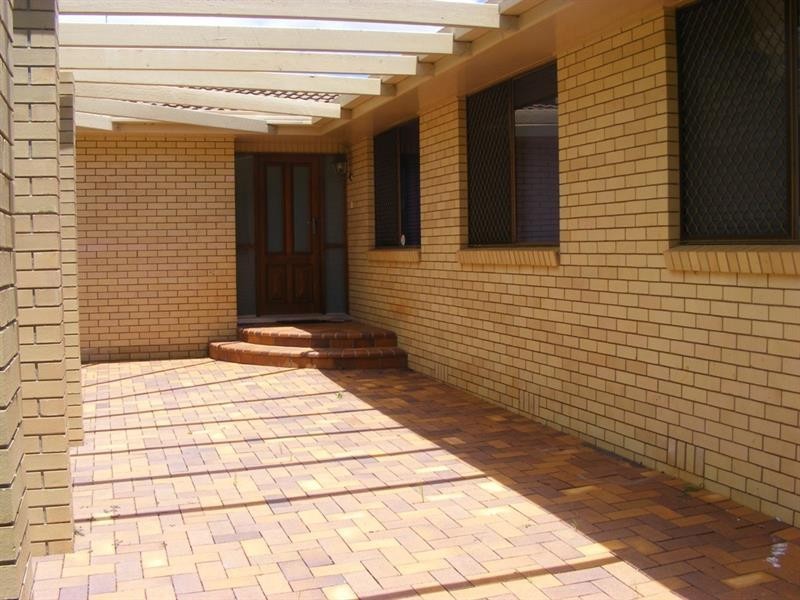 13 Rowbotham Street, Rangeville QLD 4350