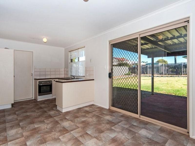 285 Greenwattle Street, Cranley QLD 4350
