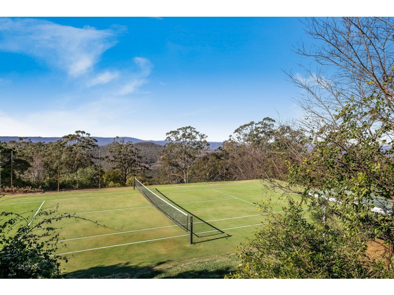 36 Skyline Drive, Blue Mountain Heights QLD 4350