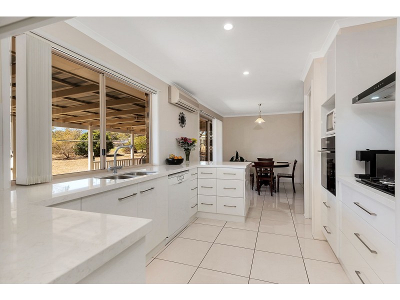 22 Hamzah Drive, Cotswold Hills QLD 4350