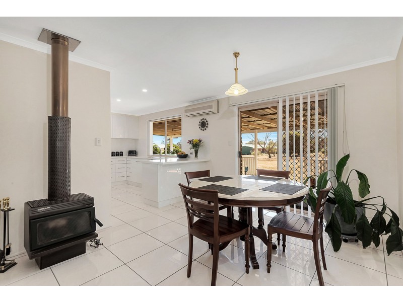 22 Hamzah Drive, Cotswold Hills QLD 4350