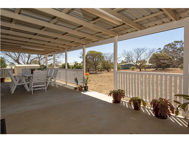 22 Hamzah Drive, Cotswold Hills QLD 4350