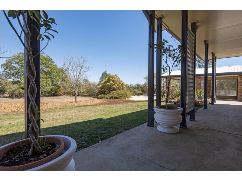 22 Hamzah Drive, Cotswold Hills QLD 4350