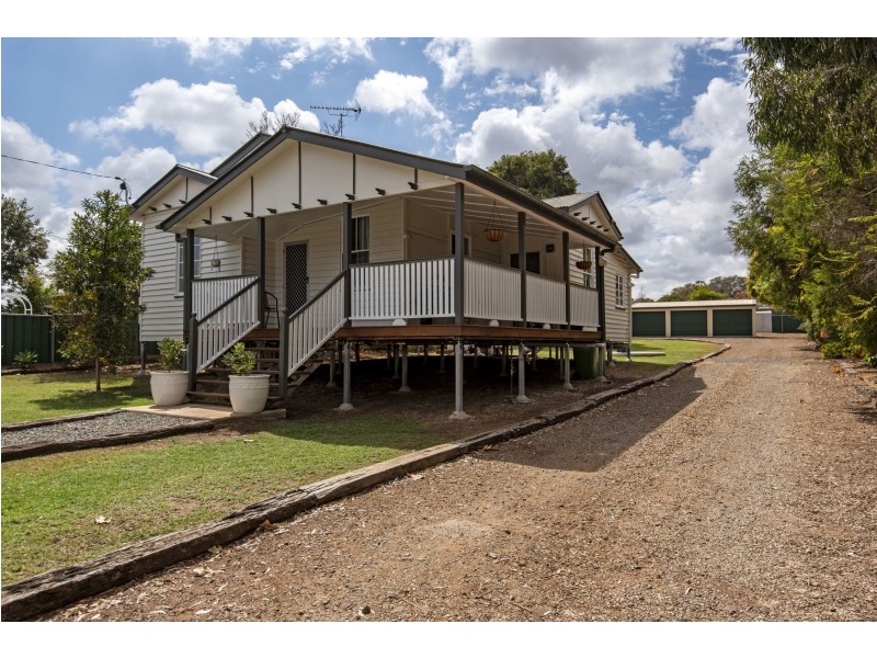 54 John Street, Goombungee QLD 4354