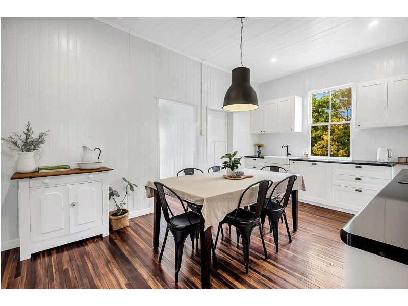 54 John Street, Goombungee QLD 4354