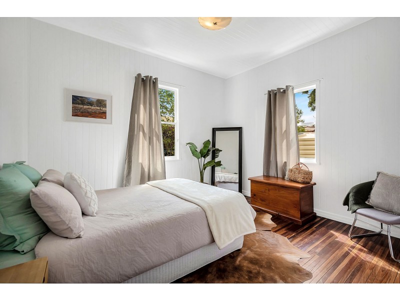 54 John Street, Goombungee QLD 4354