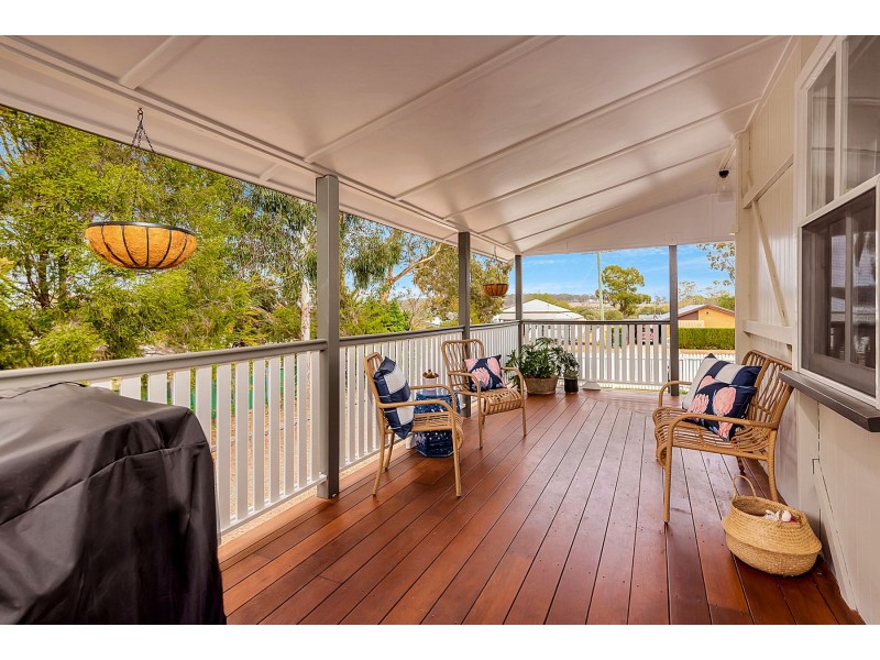 54 John Street, Goombungee QLD 4354