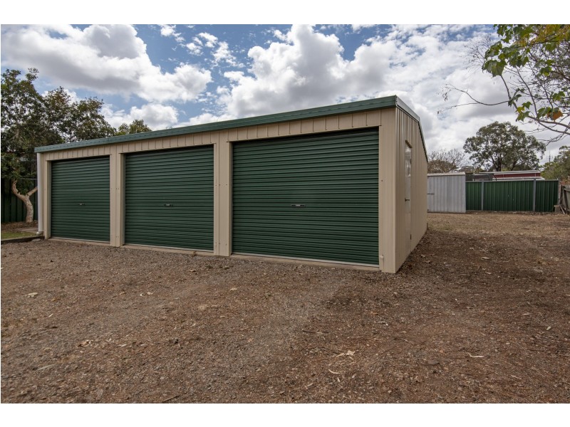 54 John Street, Goombungee QLD 4354