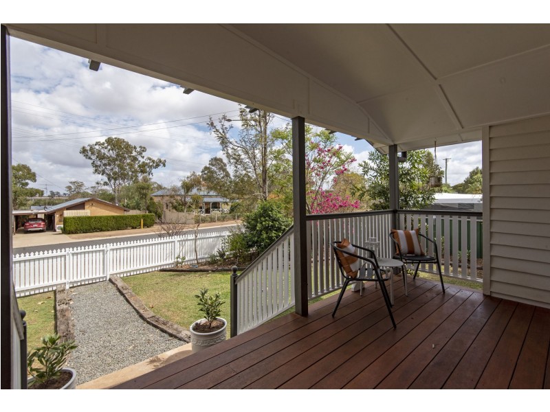 54 John Street, Goombungee QLD 4354