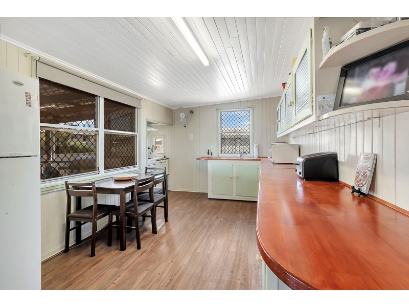 5 Gore Street, Cambooya QLD 4358