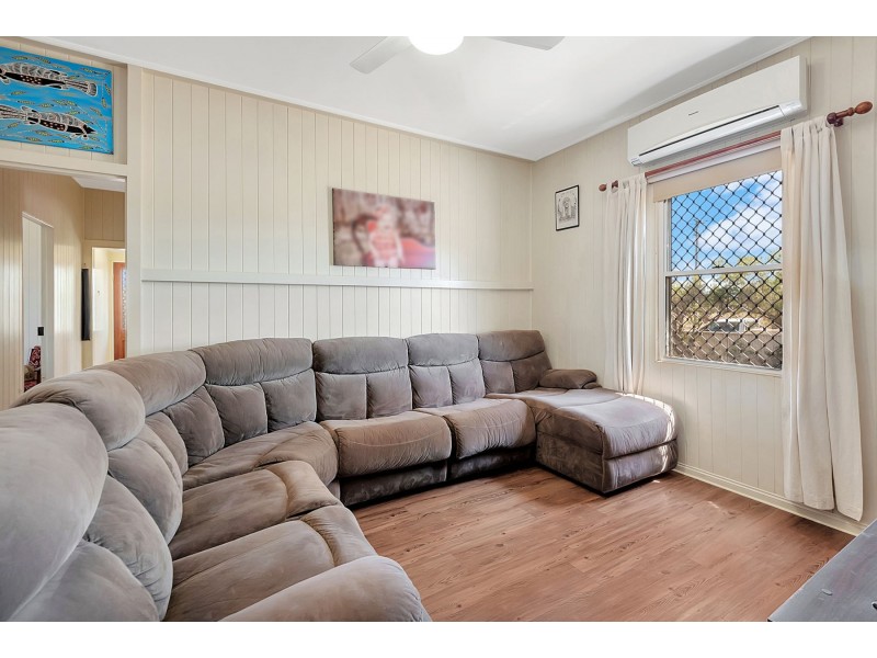 5 Gore Street, Cambooya QLD 4358