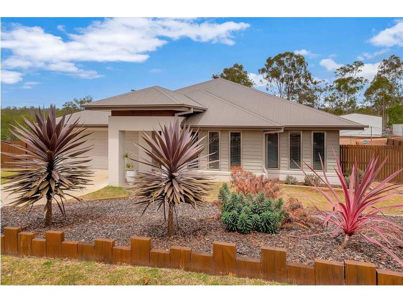 12 Mary Drive, Murphys Creek QLD 4352