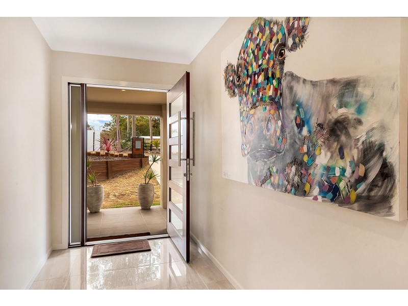 12 Mary Drive, Murphys Creek QLD 4352