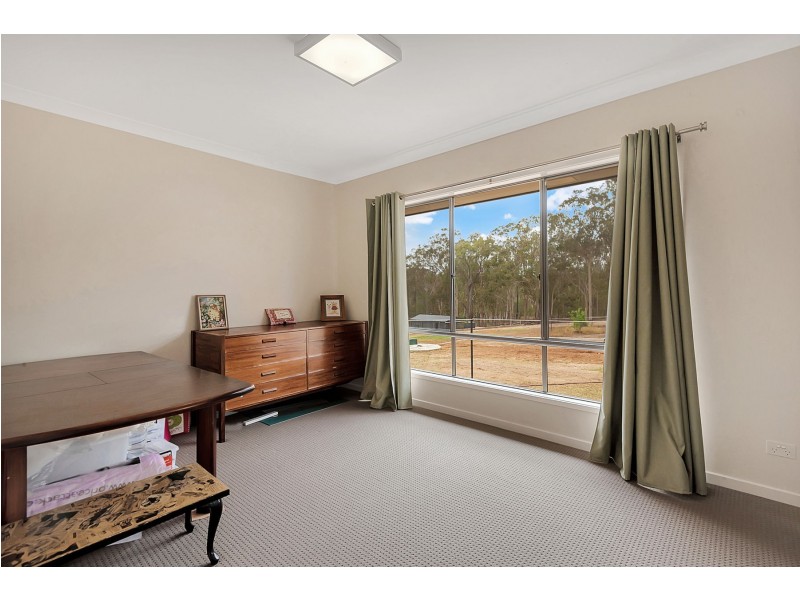 12 Mary Drive, Murphys Creek QLD 4352