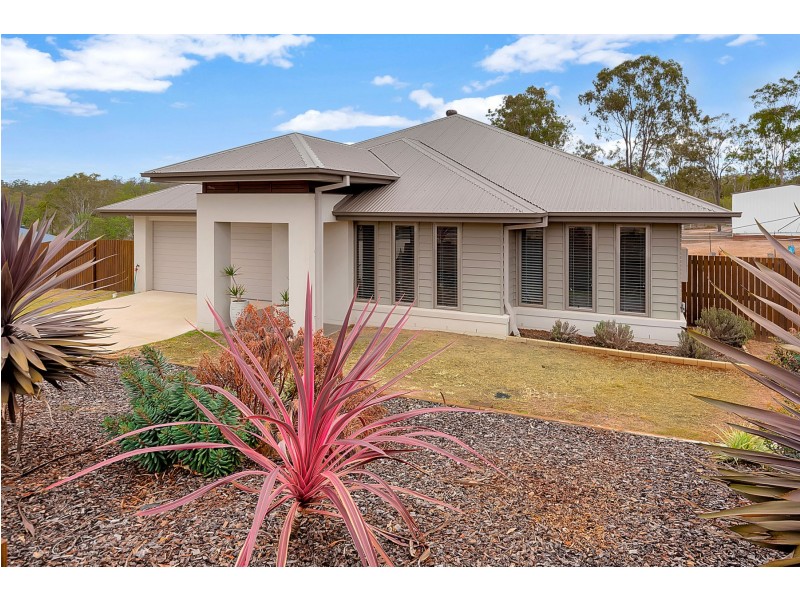 12 Mary Drive, Murphys Creek QLD 4352